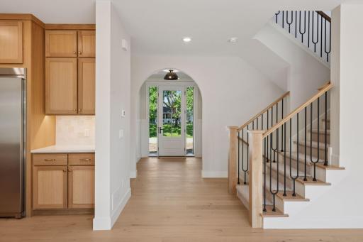6133 Chowen Avenue S, Edina, MN 55410