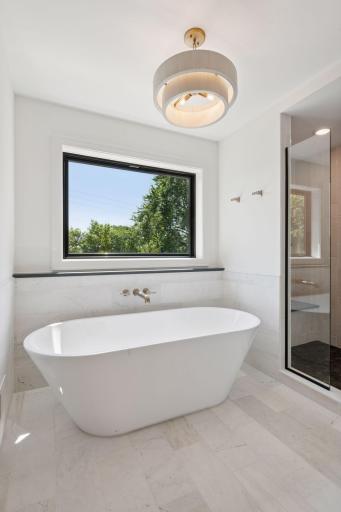 6133 Chowen Avenue S, Edina, MN 55410