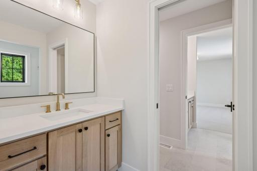 6133 Chowen Avenue S, Edina, MN 55410