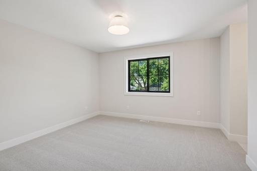 6133 Chowen Avenue S, Edina, MN 55410
