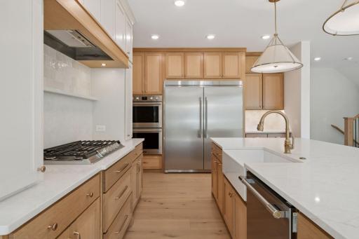 6133 Chowen Avenue S, Edina, MN 55410