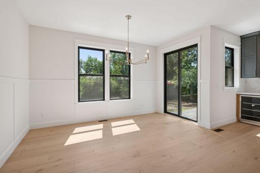 6133 Chowen Avenue S, Edina, MN 55410