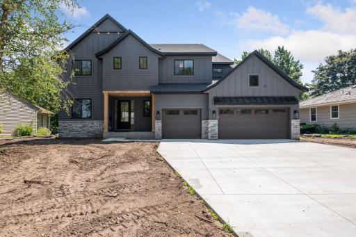 6133 Chowen Avenue S, Edina, MN 55410