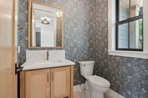 6133 Chowen Avenue S, Edina, MN 55410