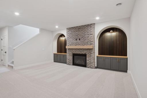 6133 Chowen Avenue S, Edina, MN 55410