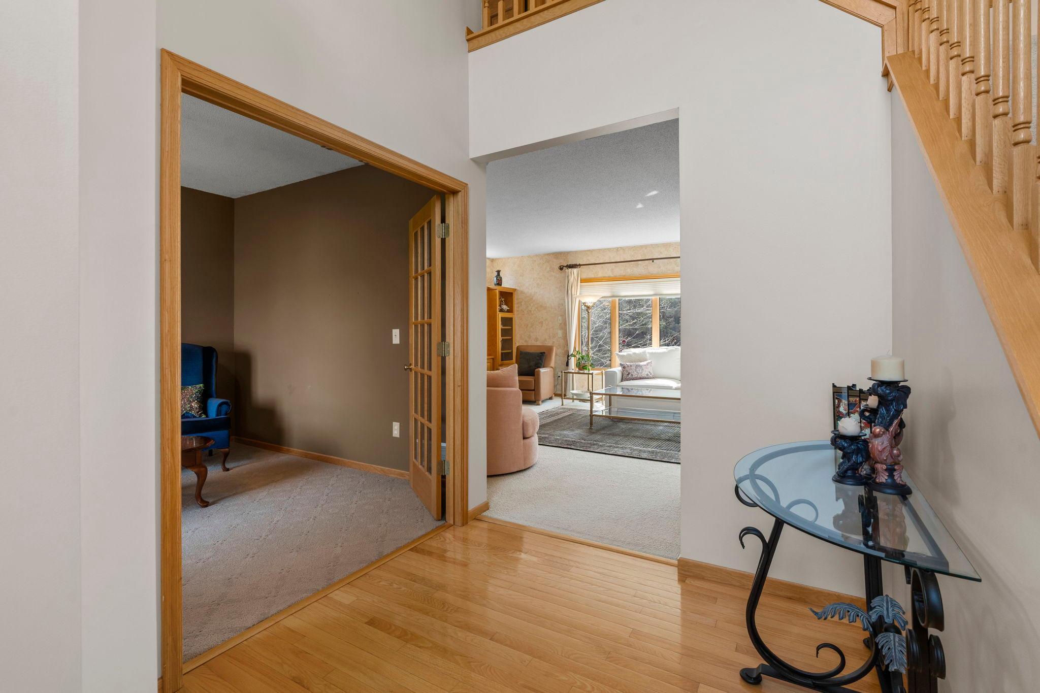 13-web-or-mls-7151 Weston Ln N-113 - Copy (2).jpg