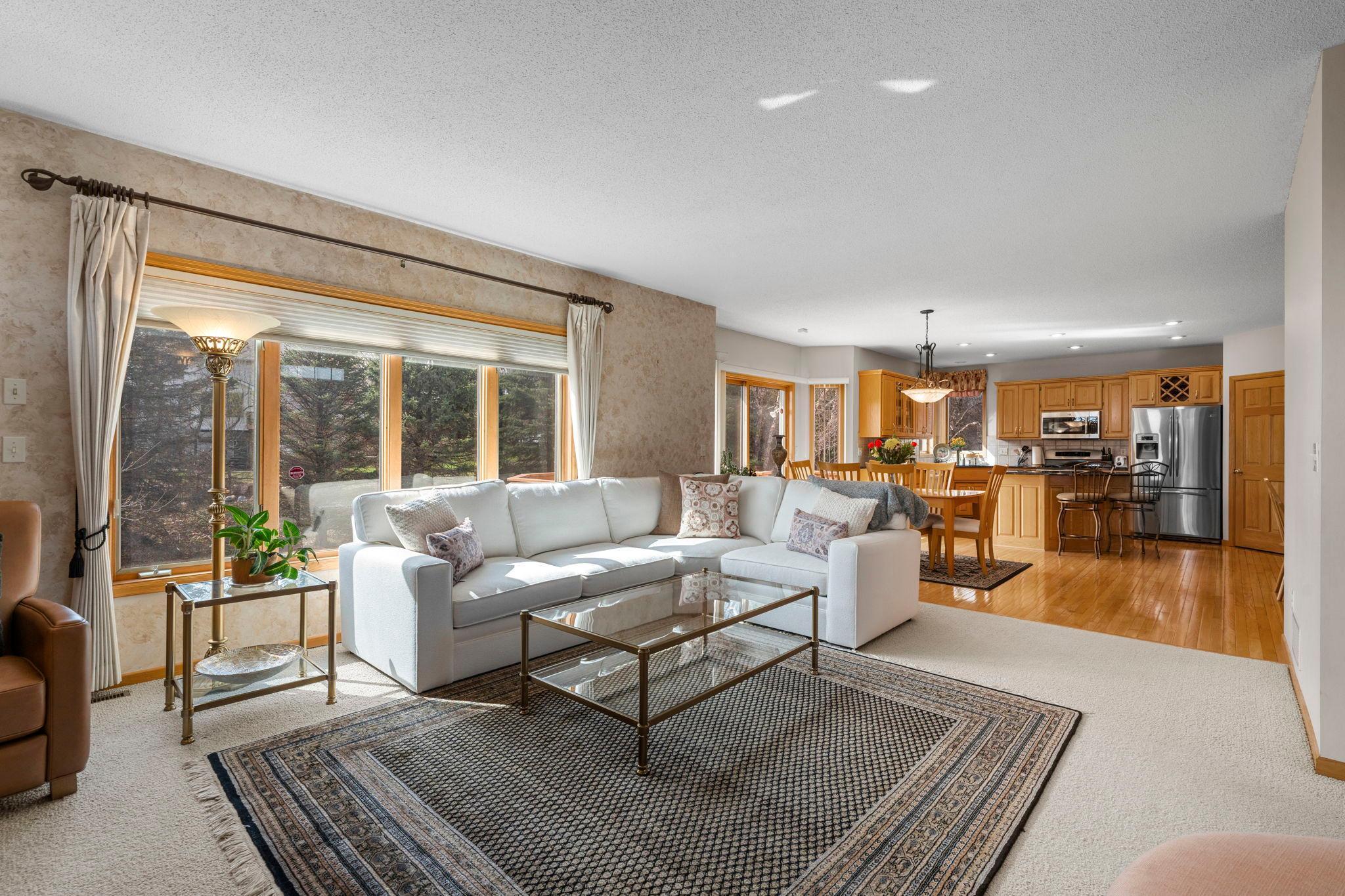 24-web-or-mls-7151 Weston Ln N-153 - Copy.jpg