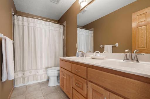 7151 Weston Lane N, Maple Grove, MN 55311