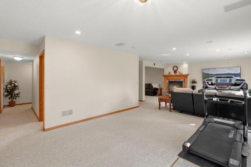 7151 Weston Lane N, Maple Grove, MN 55311