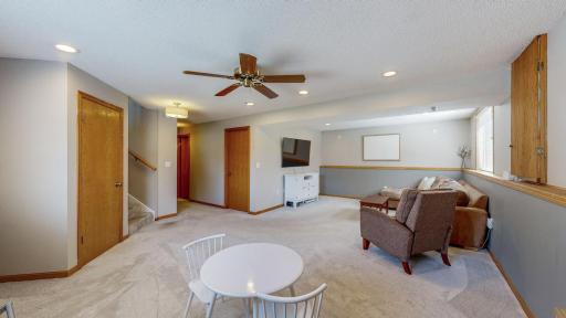 4 bedroom 2 bath home for sale 4521 57th St NW Rochester MN 55901