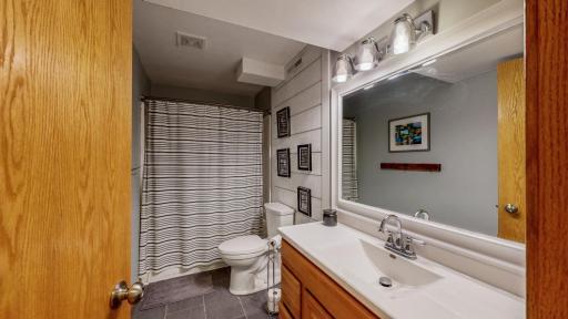 4 bedroom 2 bath home for sale 4521 57th St NW Rochester MN 55901