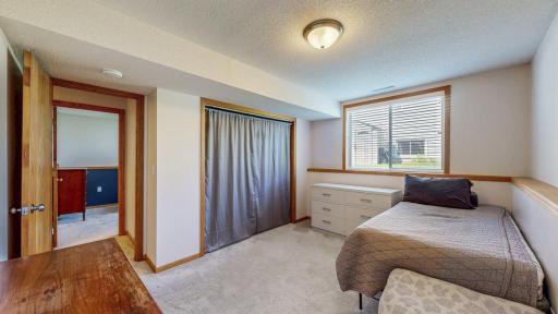 4 bedroom 2 bath home for sale 4521 57th St NW Rochester MN 55901