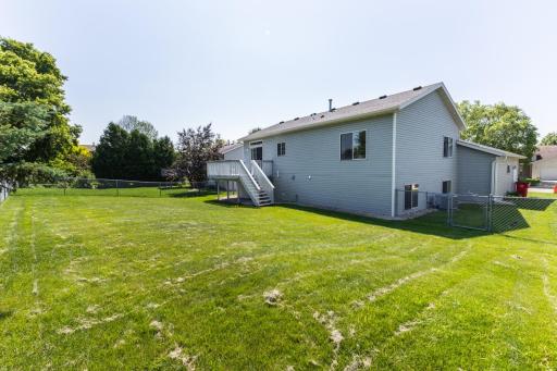4 bedroom 2 bath home for sale 4521 57th St NW Rochester MN 55901