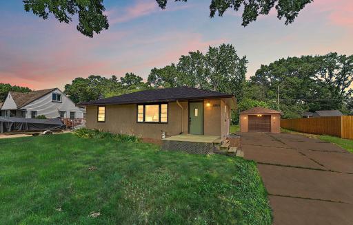 5060 Sunnyside Road, Saint Paul, MN 55112