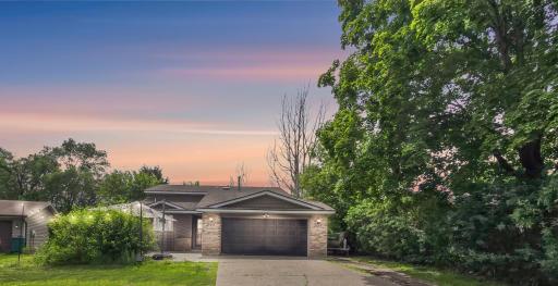 5225 Xenia Avenue N, Minneapolis, MN 55429