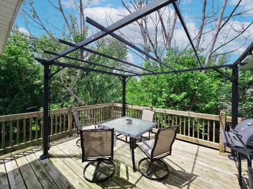5225 Xenia Avenue N, Minneapolis, MN 55429