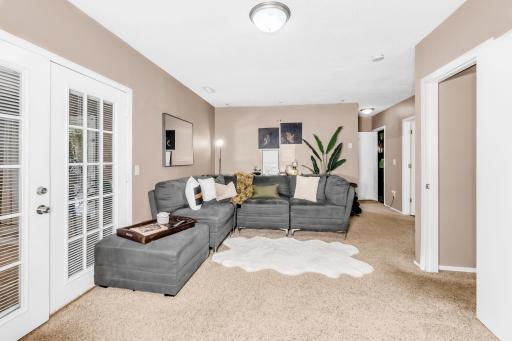5225 Xenia Avenue N, Minneapolis, MN 55429