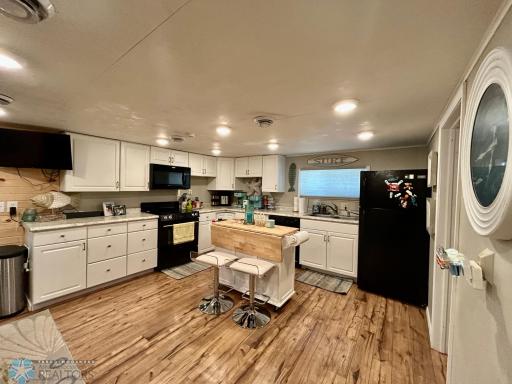 158 Lake Avenue, Sibley, ND 58429