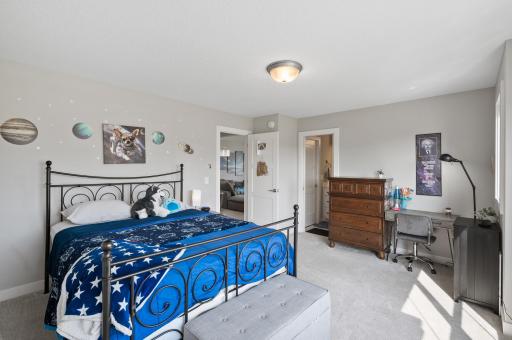 15560 110th Avenue N, Maple Grove, MN 55369