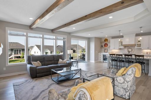 15560 110th Avenue N, Maple Grove, MN 55369