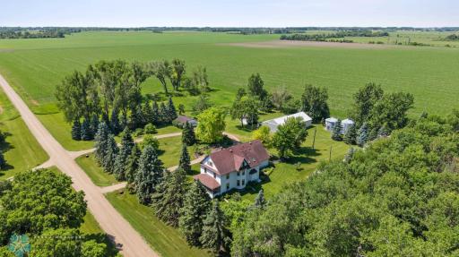 5311 161st Avenue SE, Kindred, ND 58051