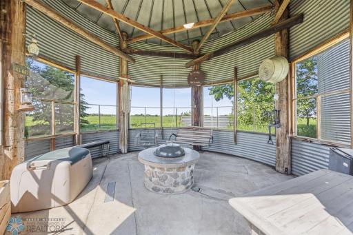 Binzebo! - screened-in for the perfect "bug-free" evening fire pit spot!