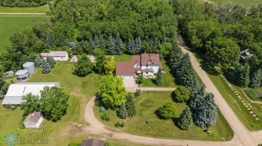 5311 161st Avenue SE, Kindred, ND 58051