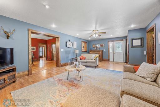 5311 161st Avenue SE, Kindred, ND 58051