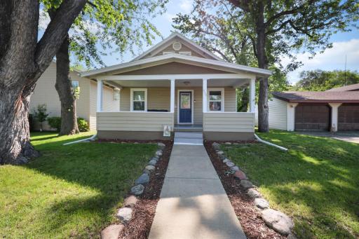 938 38th Avenue N, Saint Cloud, MN 56303