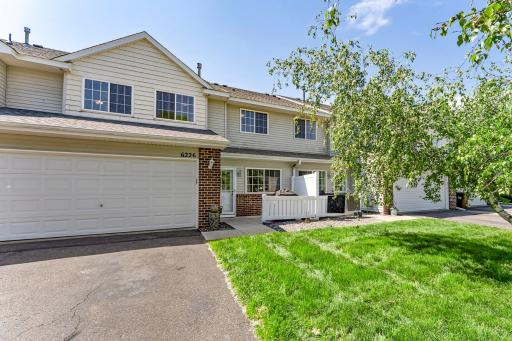 6226 Maclynn Avenue NE, Albertville, MN 55301