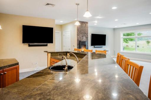 446 Country Club Lane, Onalaska, WI 54650