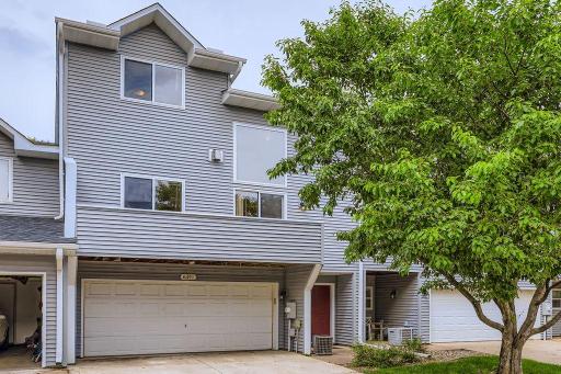 649 Kingfisher Lane, Unit i, Saint Paul, MN 55125
