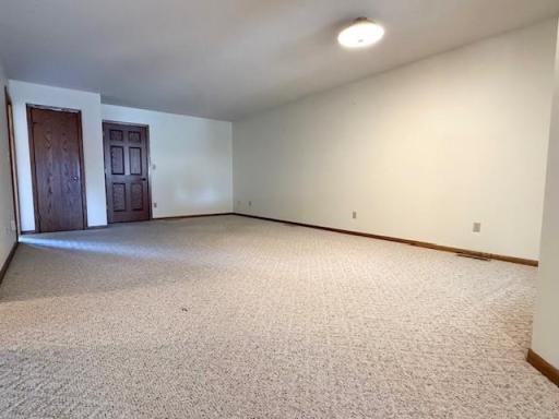 324 7th Street, Windom, MN 56101