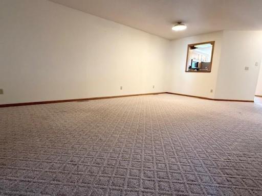 324 7th Street, Windom, MN 56101