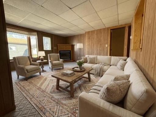 324 7th Street, Windom, MN 56101