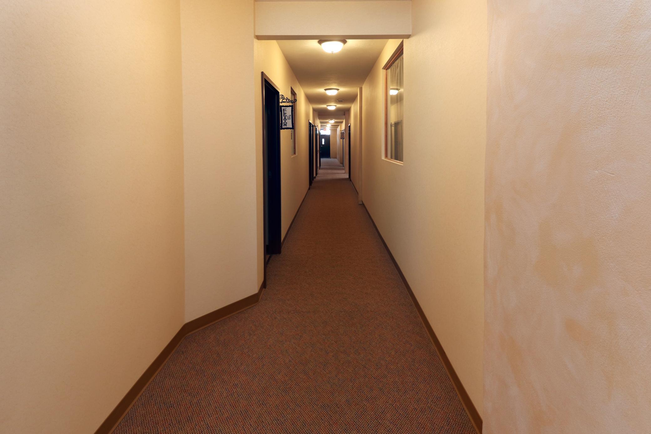 Fleckenstein Floor 2 Room 5-2 (17) - Copy.jpg