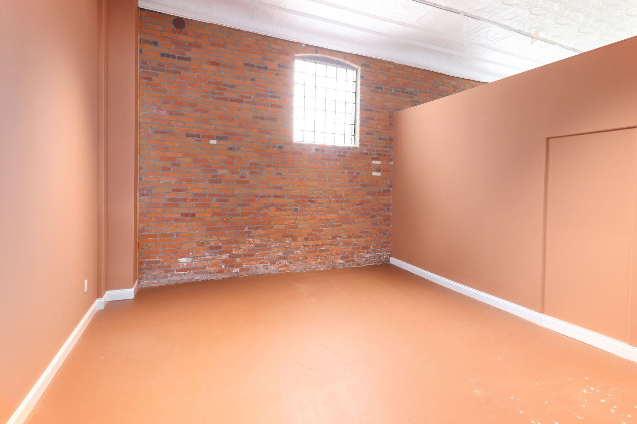 Fleckenstein Floor 2 Room 5-2 (27).jpg