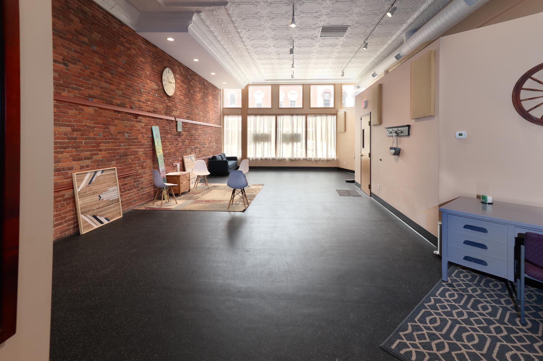 Fleckenstein Floor 2 Room 5-2 (24).jpg