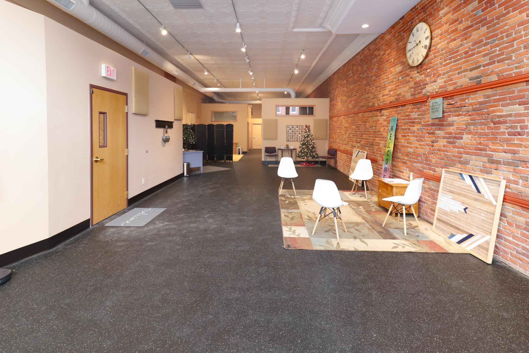 Fleckenstein Floor 2 Room 5-2 (23).jpg