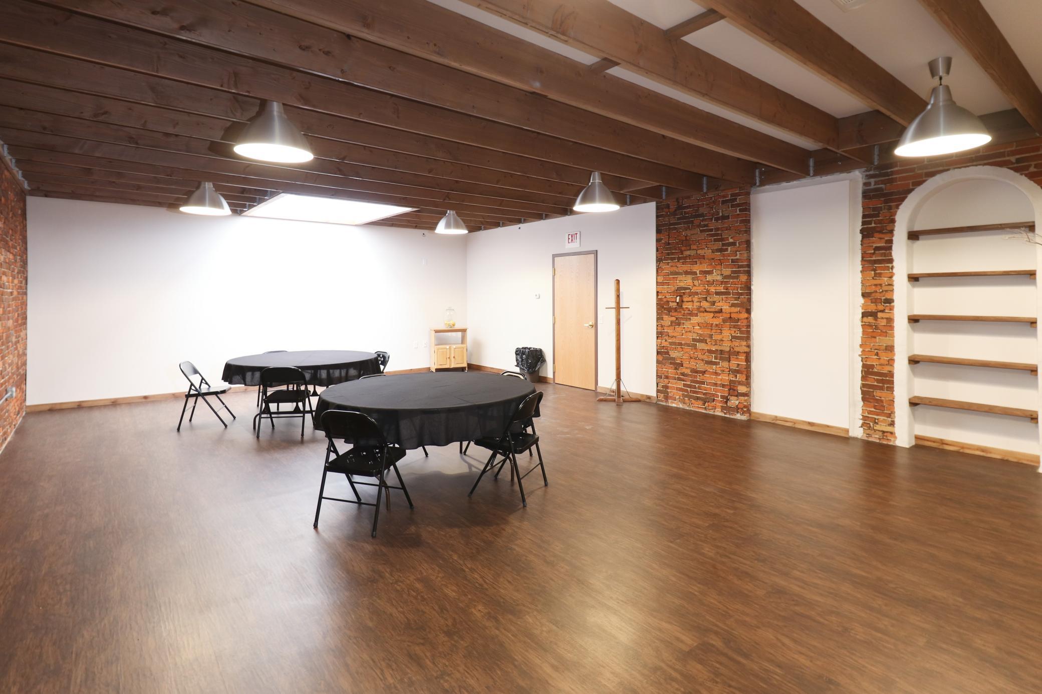 Fleckenstein Floor 2 Room 5-2 (36).jpg