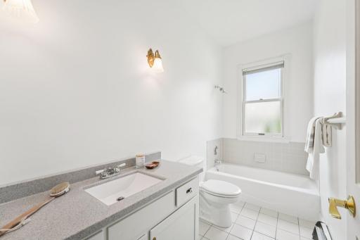 349 Wilder Street N, Saint Paul, MN 55104