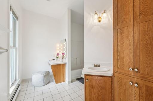 349 Wilder Street N, Saint Paul, MN 55104