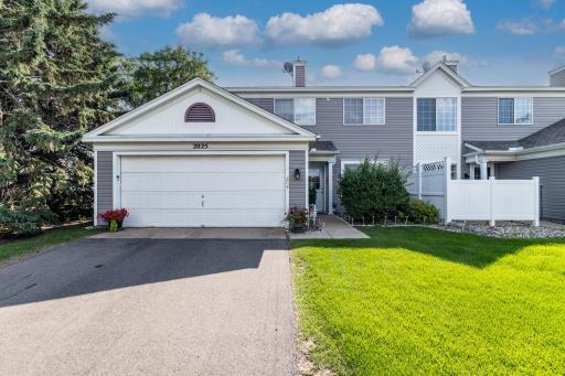 2025 Southcross Drive W, 204, Burnsville, MN 55306
