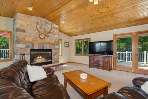 4590 Merrywood Lane, Excelsior, MN 55331