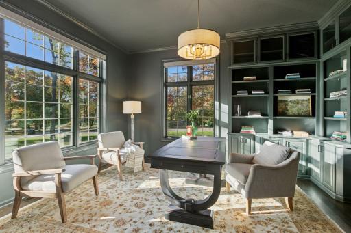 2 Red Forest Lane, North Oaks, MN 55127