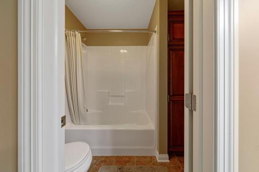 1904 Rock Ridge Lane, Saint Peter, MN 56082
