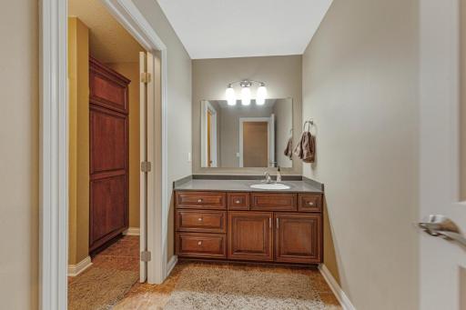 1904 Rock Ridge Lane, Saint Peter, MN 56082