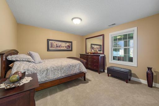 1904 Rock Ridge Lane, Saint Peter, MN 56082