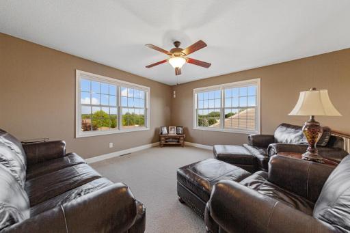 1904 Rock Ridge Lane, Saint Peter, MN 56082
