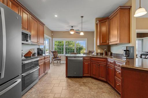 1904 Rock Ridge Lane, Saint Peter, MN 56082